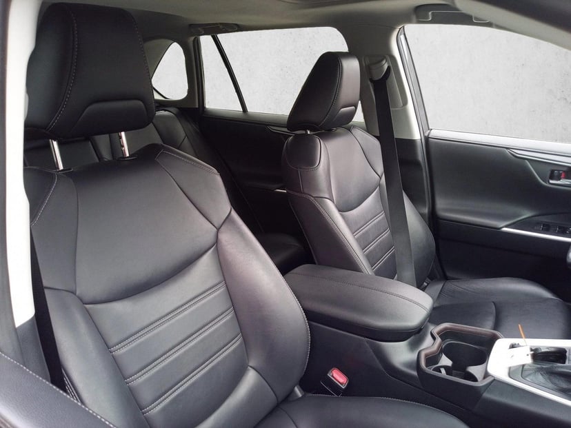 2019 Toyota RAV4 - Image 15