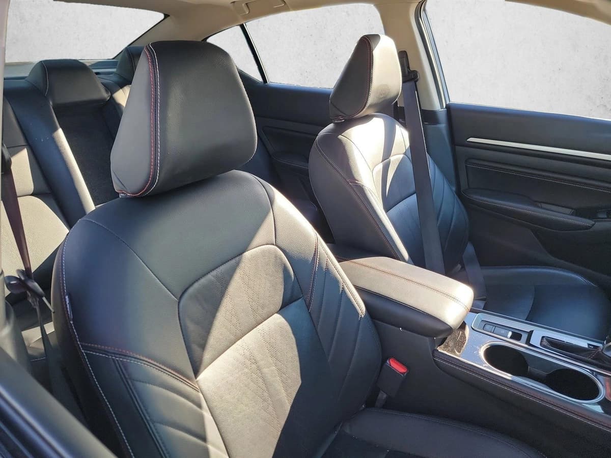 2023 Nissan Altima - Image 15