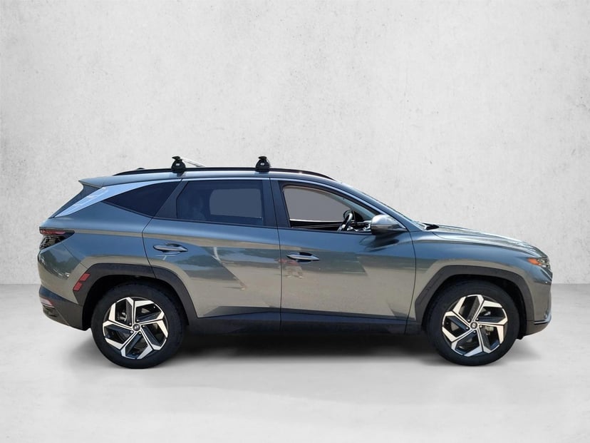 2022 Hyundai Tucson - Image 1