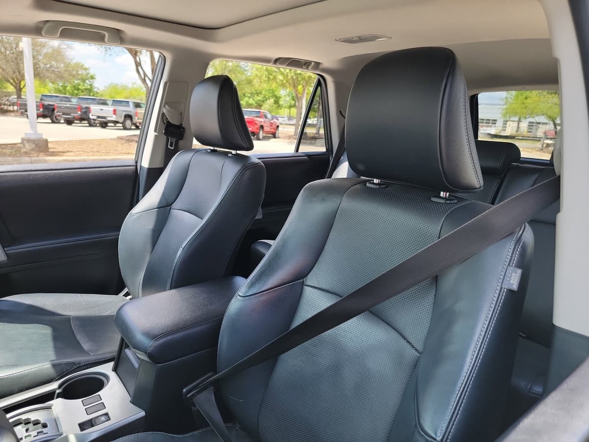 2016 Toyota 4Runner - Image 13