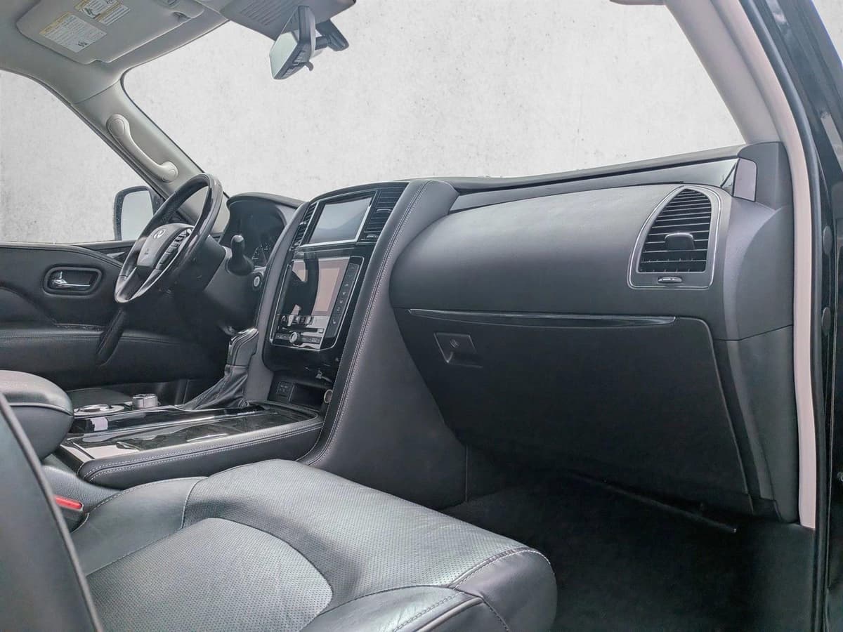 2021 INFINITI QX80 - Image 23