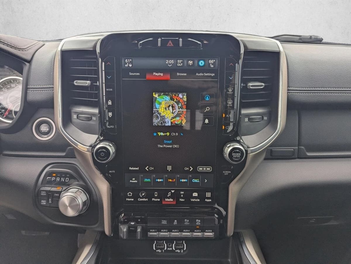 2022 Ram 2500 - Image 13