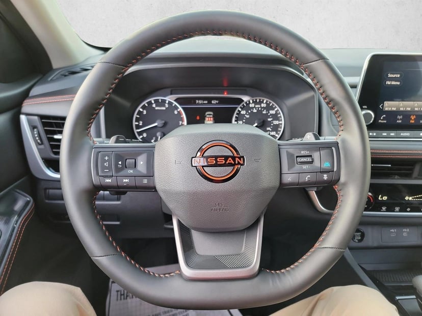 2025 Nissan Rogue - Image 19