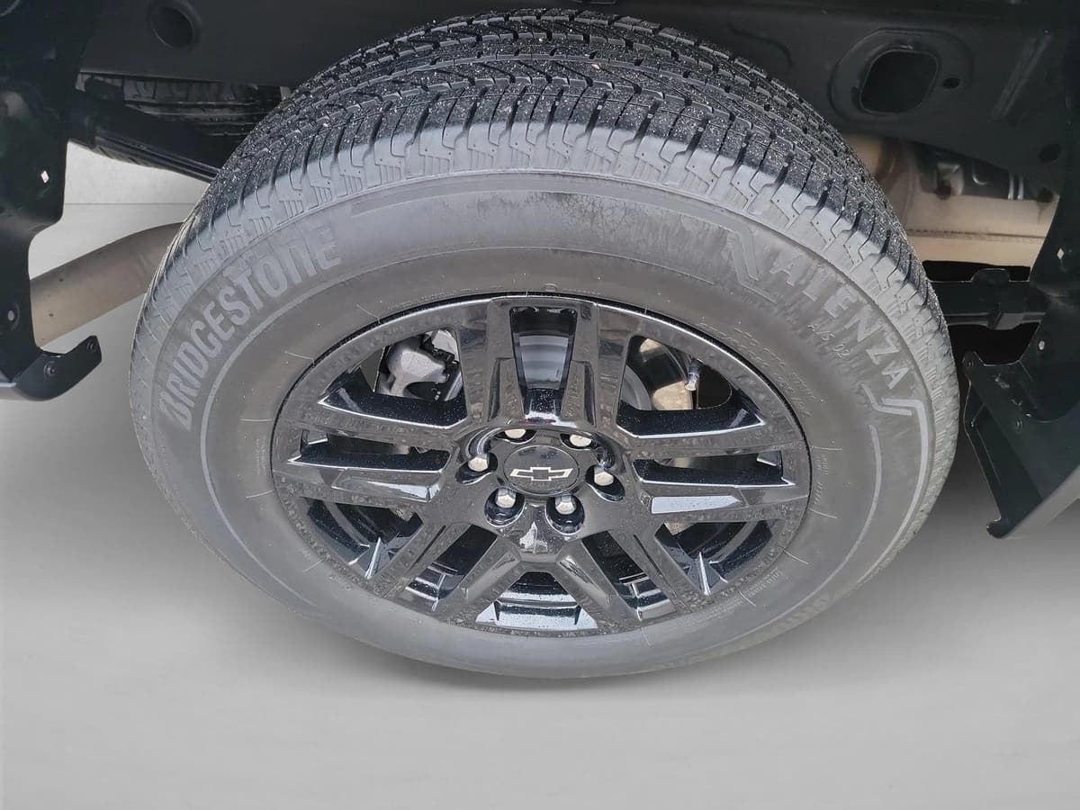 2024 Chevrolet Silverado 1500 - Image 11