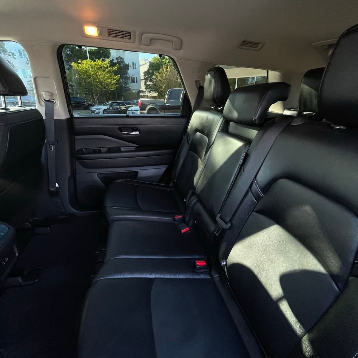 2024 Nissan Pathfinder - Image 24