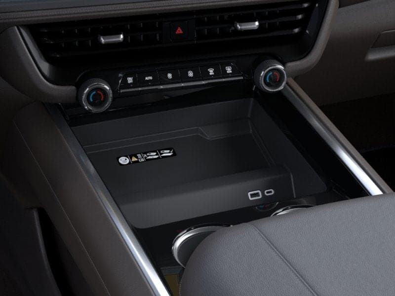 2026 Chevrolet Suburban - Image 23