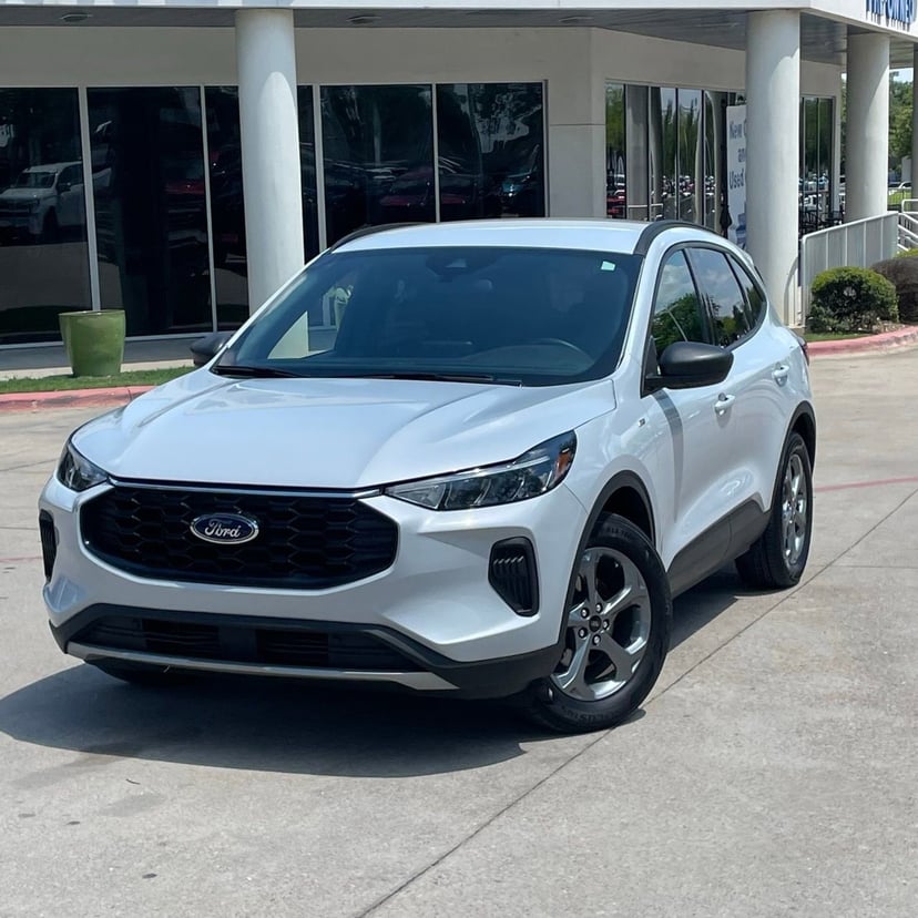 2025 Ford Escape - Image 9