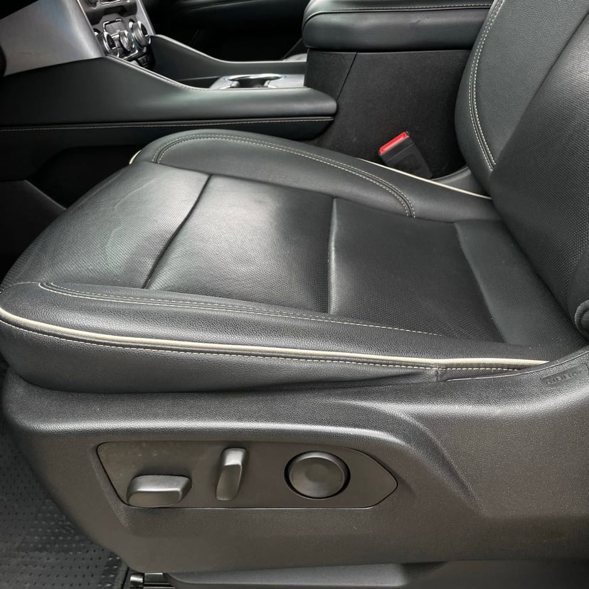 2023 GMC Yukon - Image 23