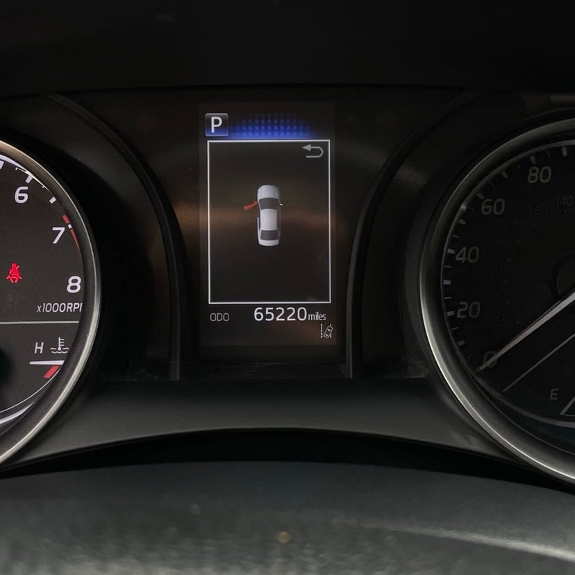 2023 Toyota Camry - Image 15