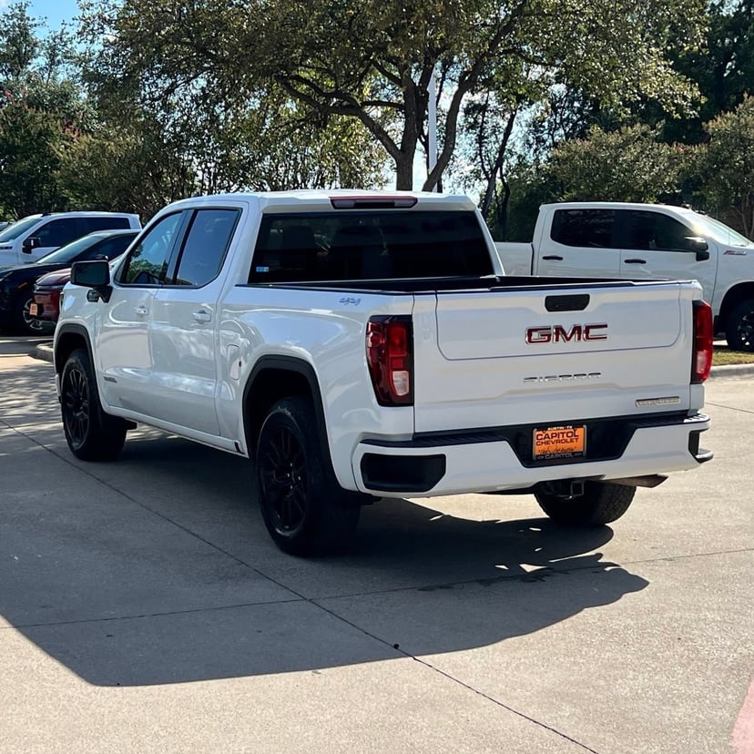 2023 GMC Sierra 1500 - Image 2