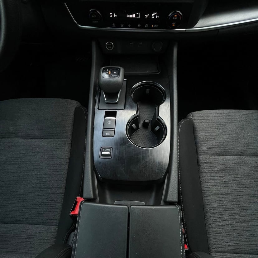 2023 Nissan Rogue - Image 20