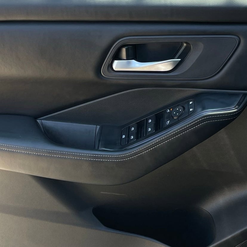 2025 Nissan Rogue - Image 20
