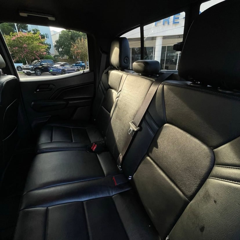 2023 Chevrolet Colorado - Image 24