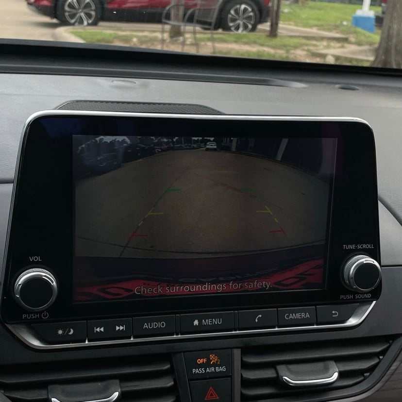 2024 Nissan Altima - Image 18
