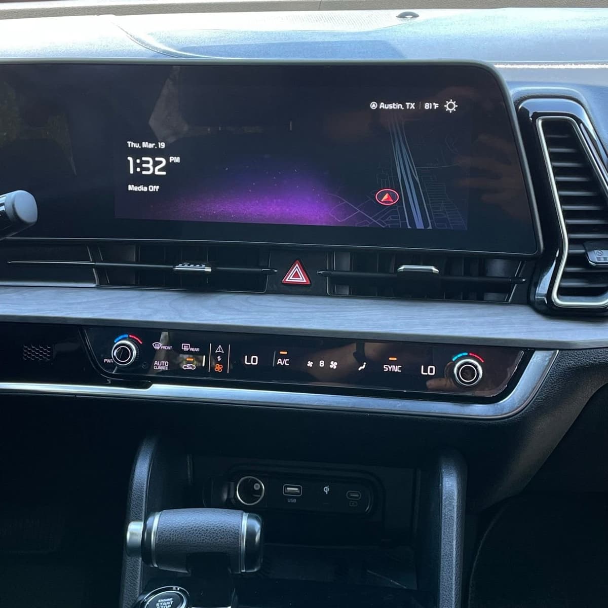 2024 Kia Sportage - Image 18