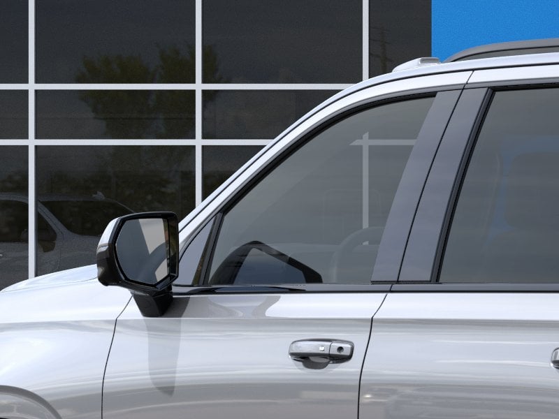 2026 Chevrolet Suburban - Image 12