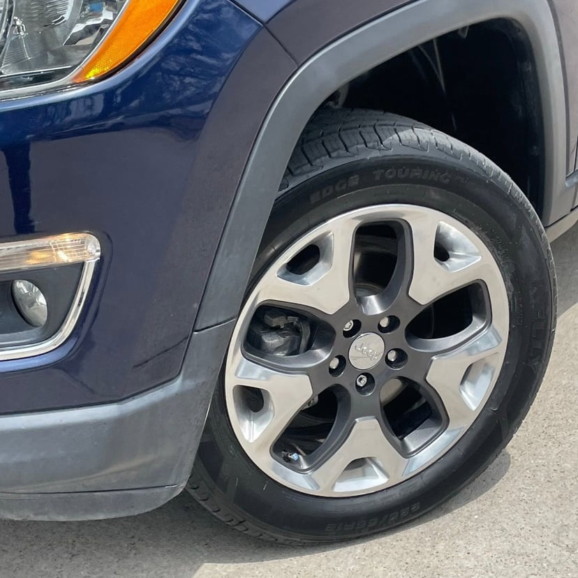 2019 Jeep Compass - Image 10