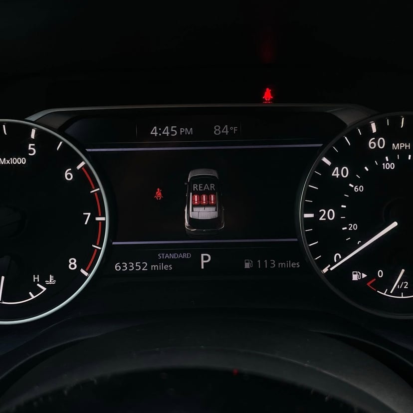 2023 Nissan Rogue - Image 16