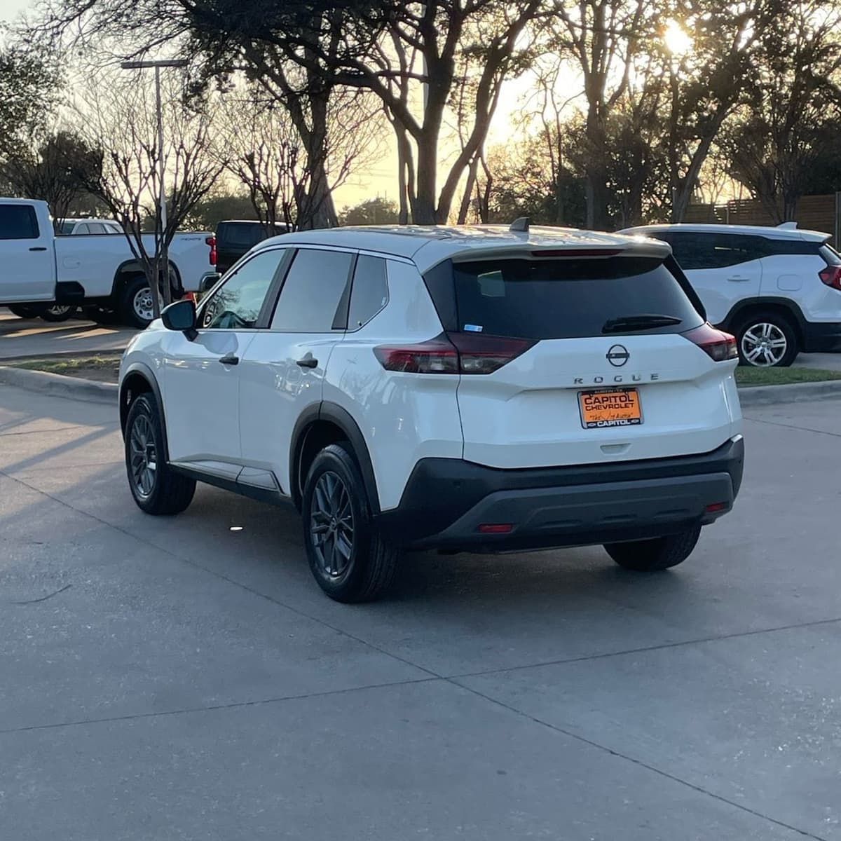 2023 Nissan Rogue - Image 4