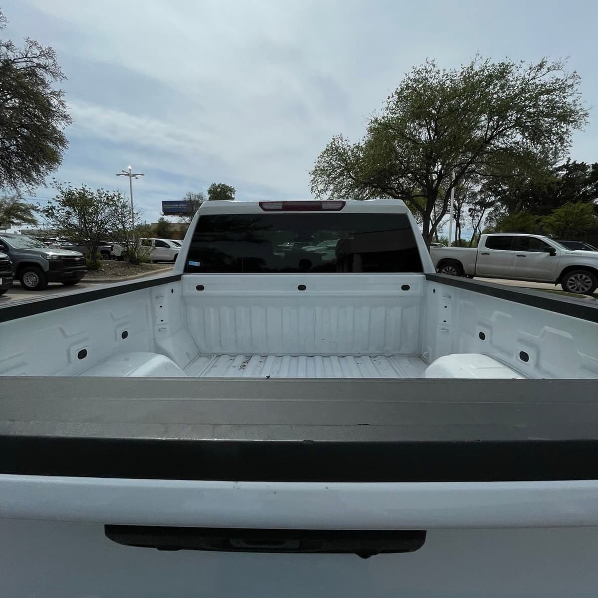 2025 Chevrolet Silverado 1500 - Image 26