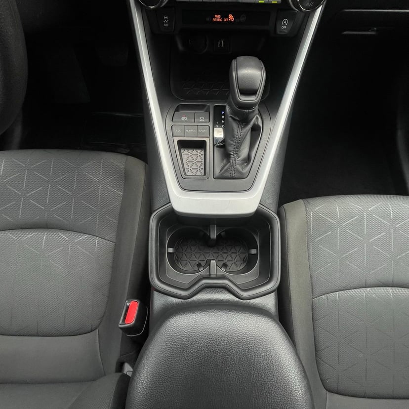 2024 Toyota RAV4 - Image 20