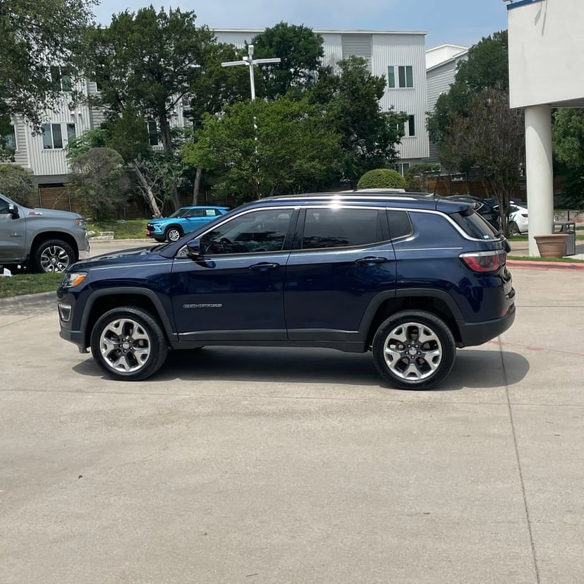 2019 Jeep Compass - Image 3