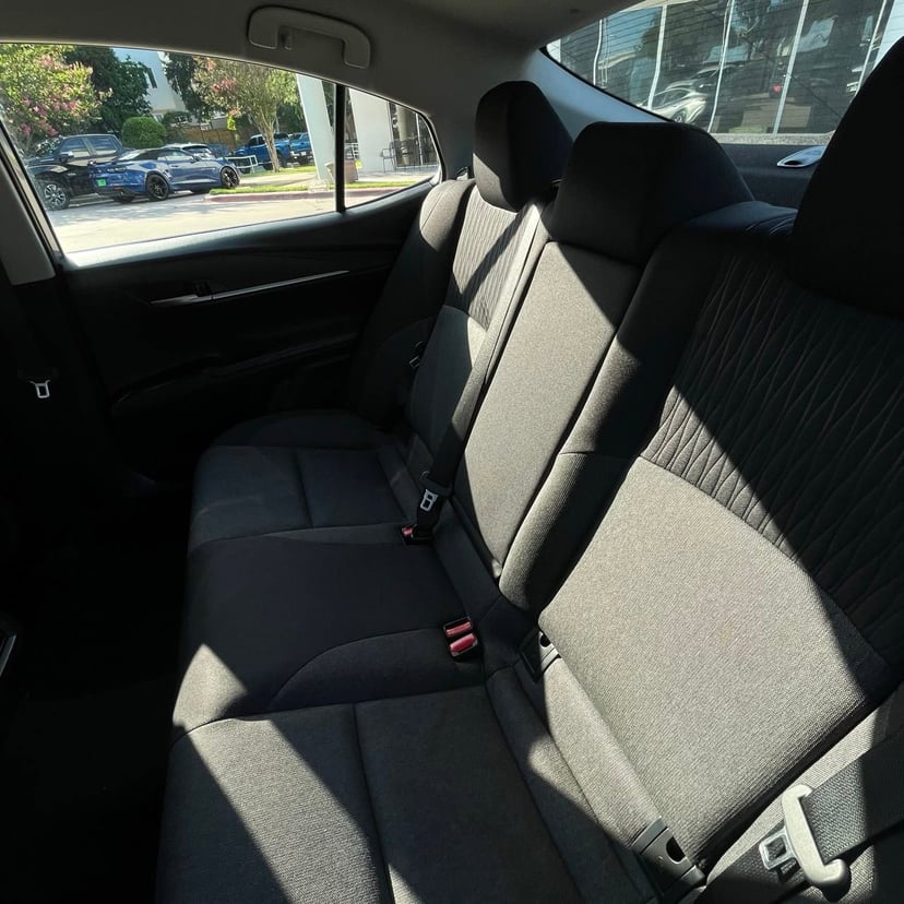 2025 Toyota Camry - Image 25