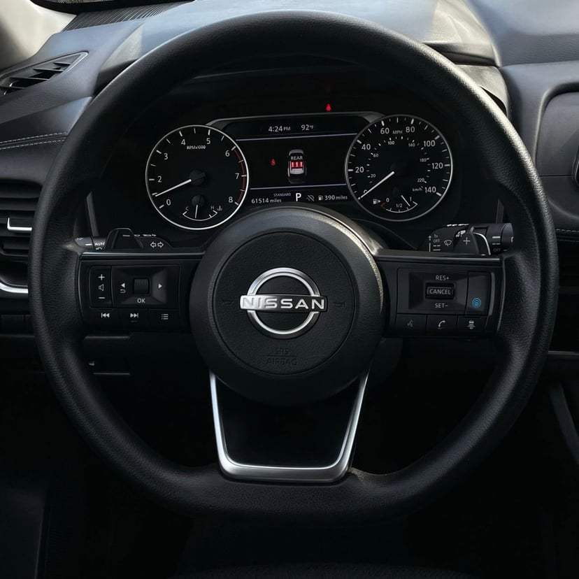 2024 Nissan Rogue - Image 12