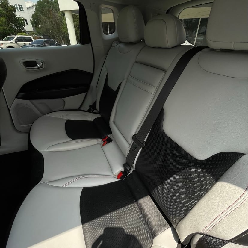 2019 Jeep Compass - Image 24