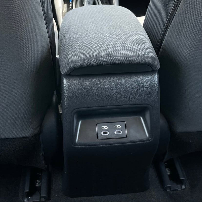 2025 Toyota Corolla - Image 23