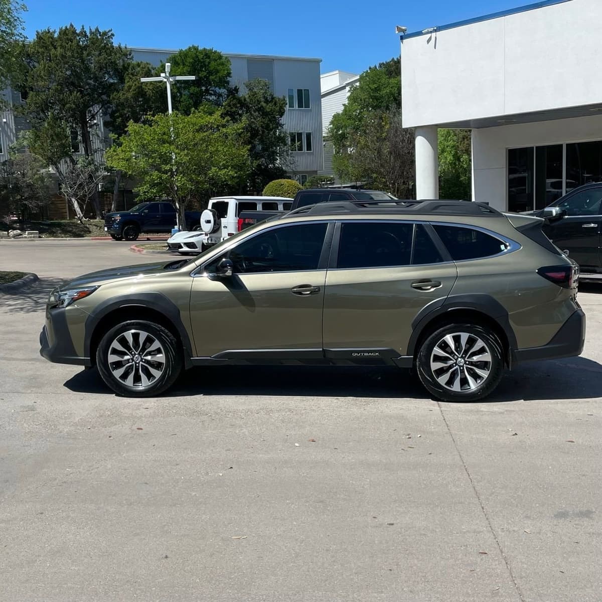 2024 Subaru Outback - Image 3
