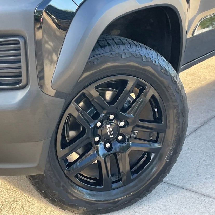 2023 Chevrolet Colorado - Image 9