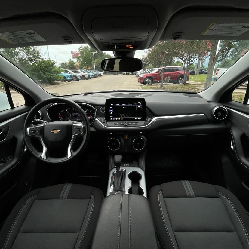 2024 Chevrolet Blazer - Image 10