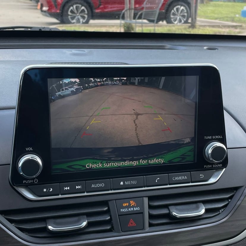2024 Nissan Altima - Image 19