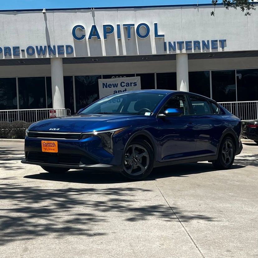2025 Kia K4 - Image 1
