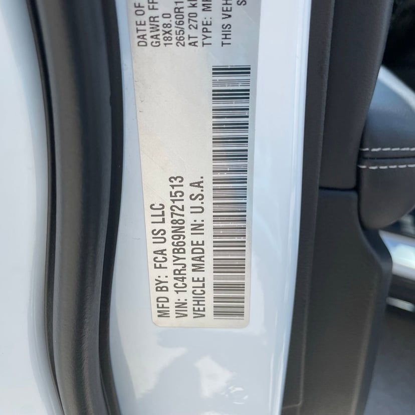 2022 Jeep Grand Cherokee 4xe - Image 28