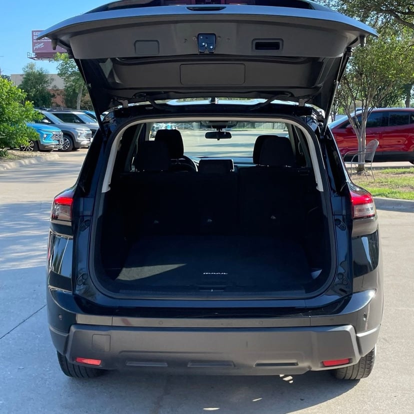 2024 Nissan Rogue - Image 24
