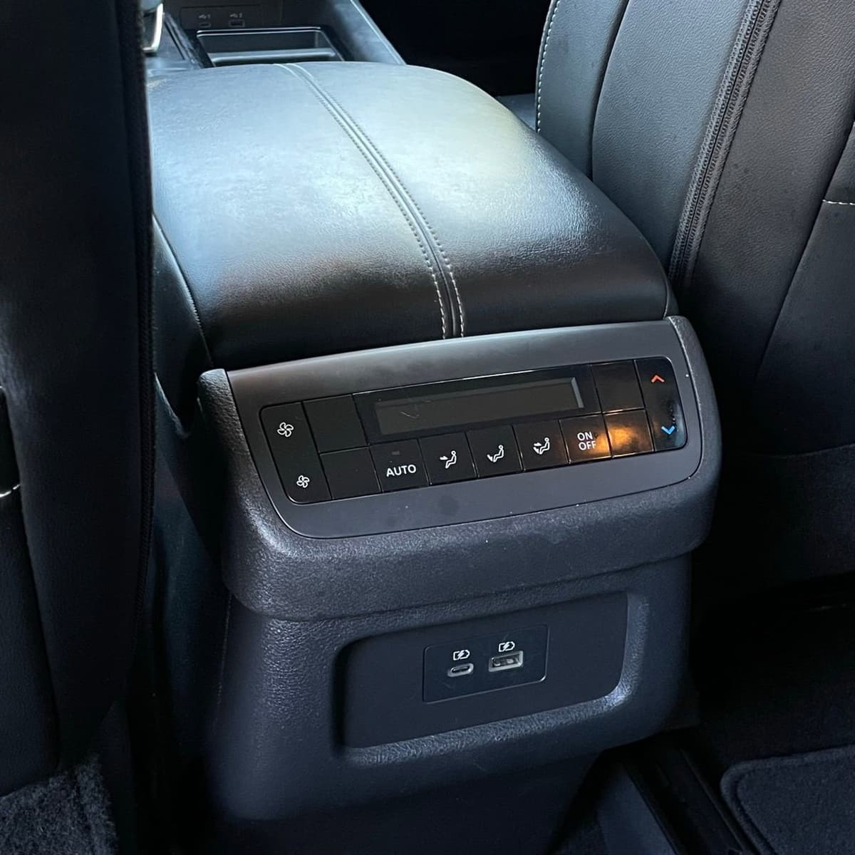 2024 Nissan Pathfinder - Image 25