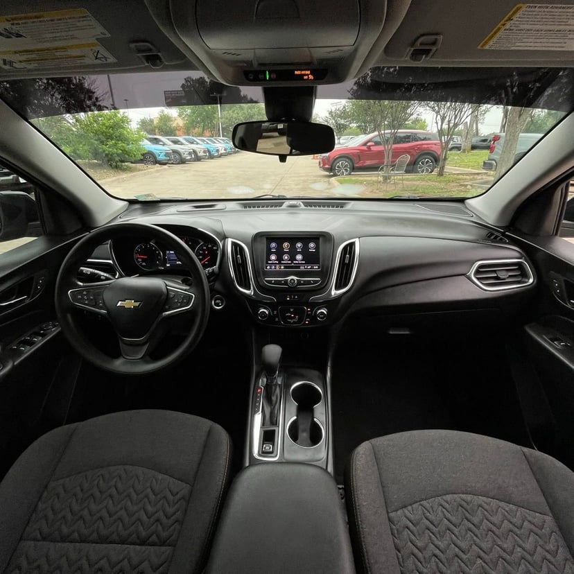 2023 Chevrolet Equinox - Image 11