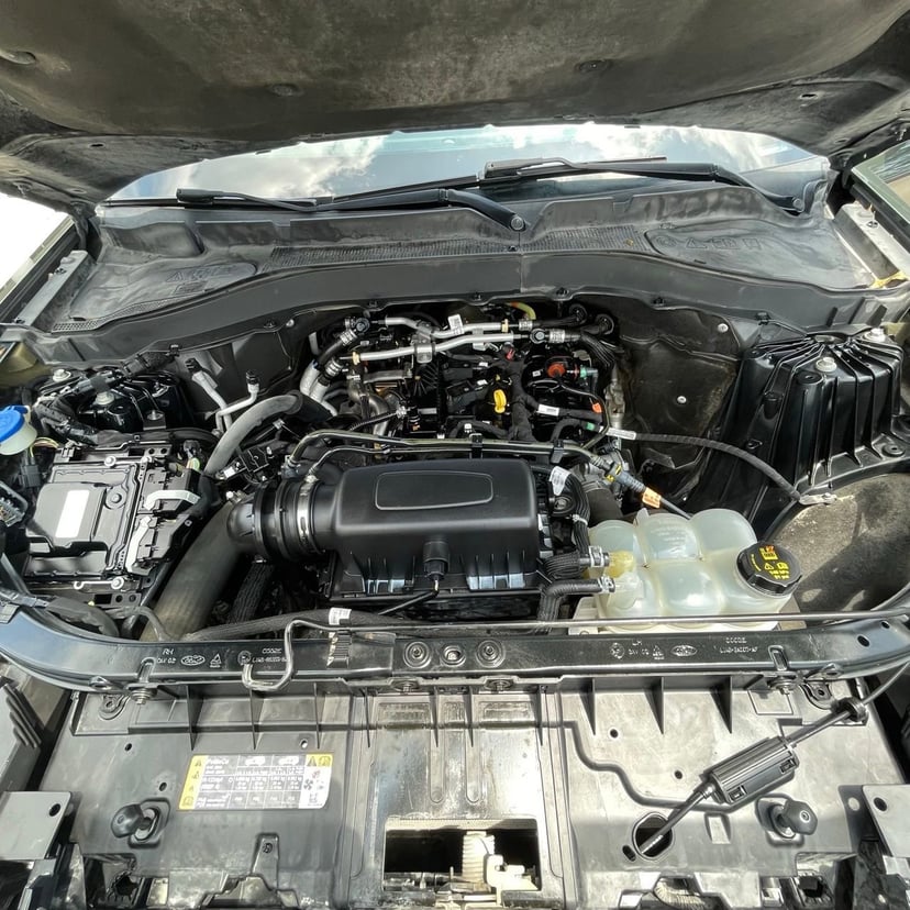 2022 Ford Explorer - Image 25