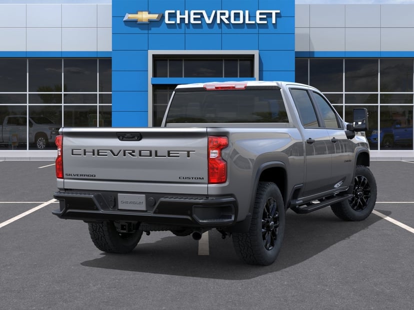 2026 Chevrolet Silverado 2500 HD - Image 4