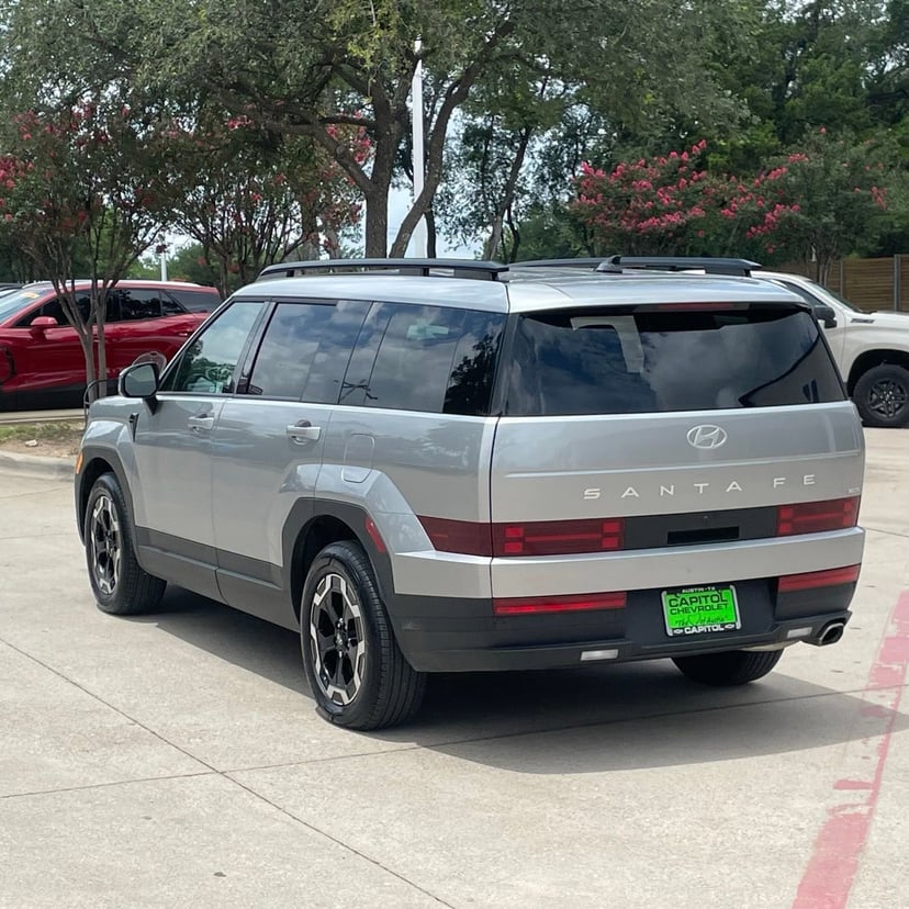 2026 Hyundai Santa Fe - Image 4