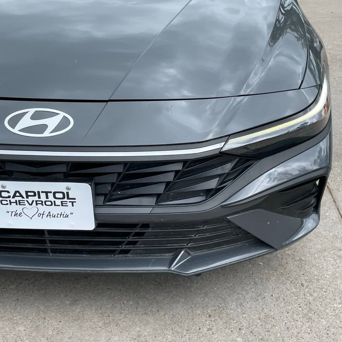 2025 Hyundai Elantra - Image 7