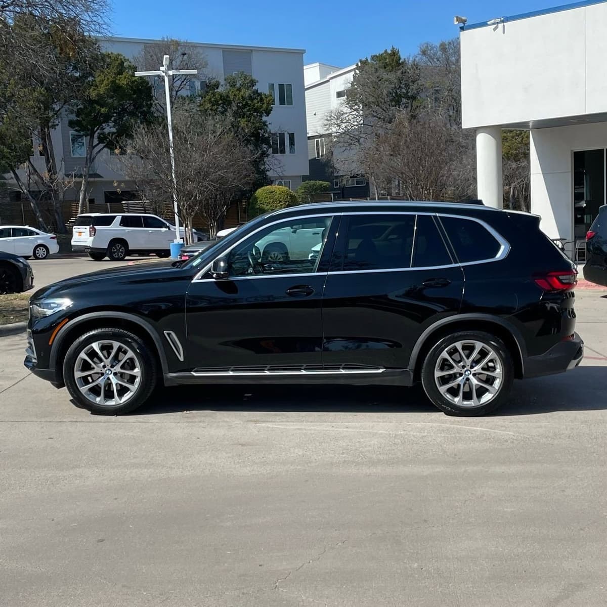 2023 BMW X5 - Image 3