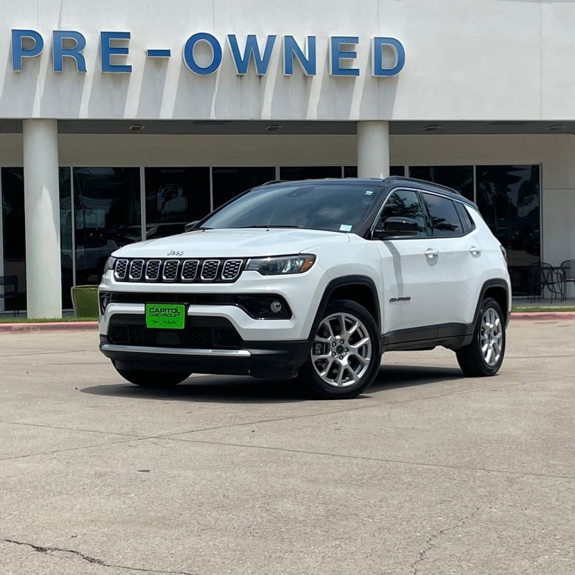 2025 Jeep Compass - Image 2