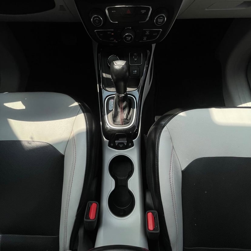 2019 Jeep Compass - Image 20