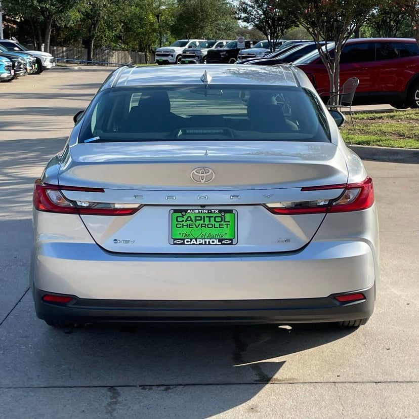 2025 Toyota Camry - Image 5