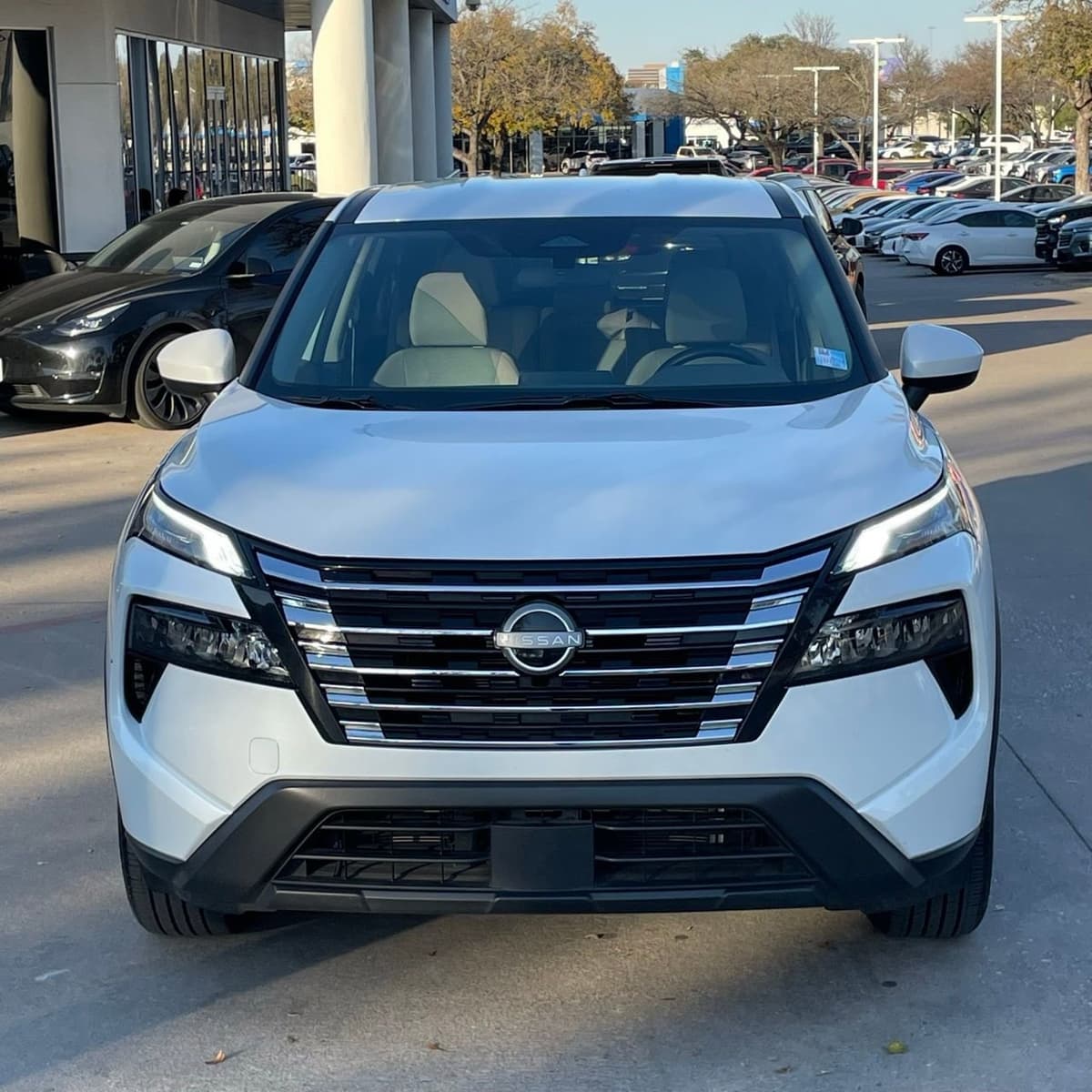 2025 Nissan Rogue - Image 6