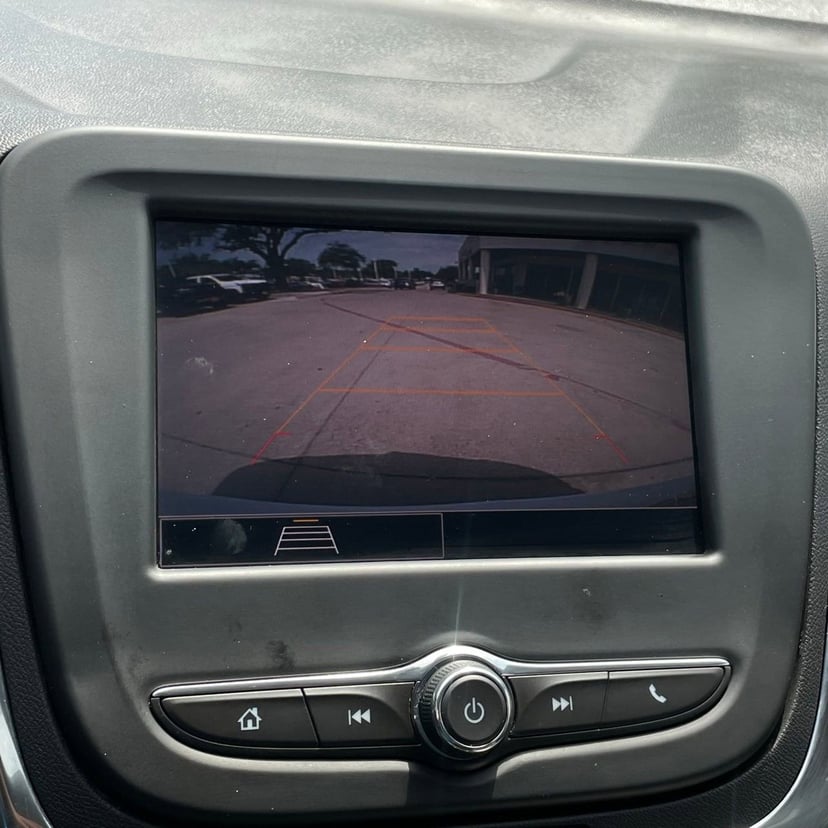 2024 Chevrolet Equinox - Image 18