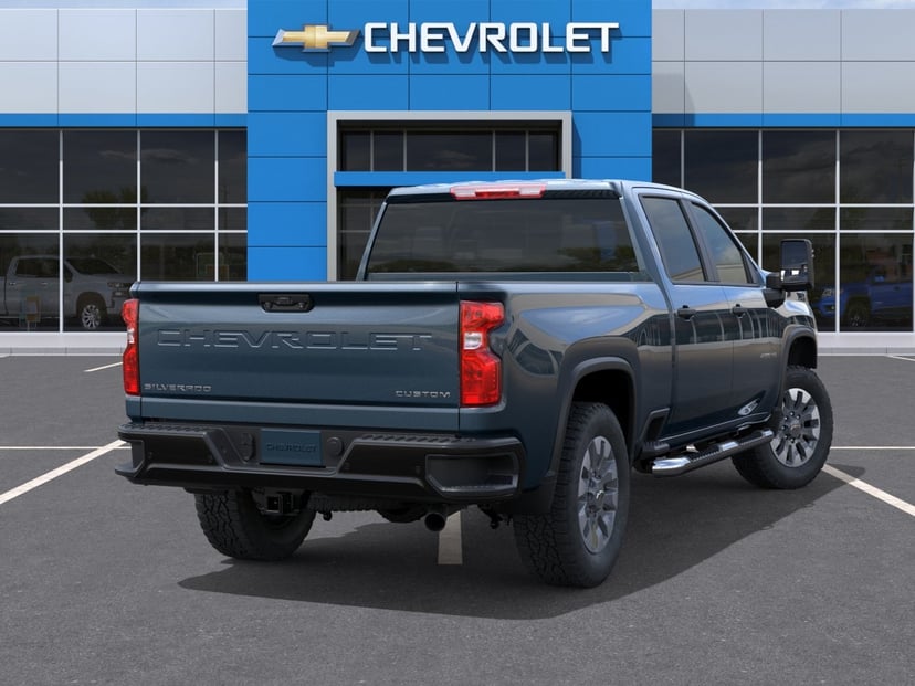 2026 Chevrolet Silverado 2500 HD - Image 4